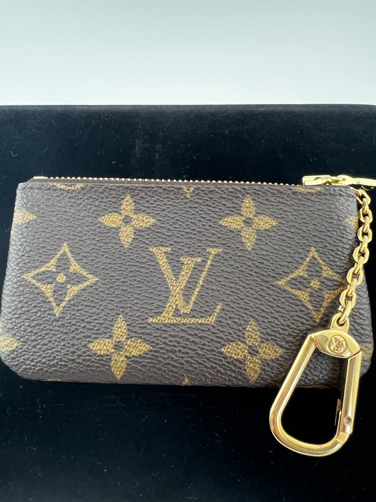 Louis Vuitton Handbags - Louis Vuitton Monogram Pochette Clés Coin/Key Pouch